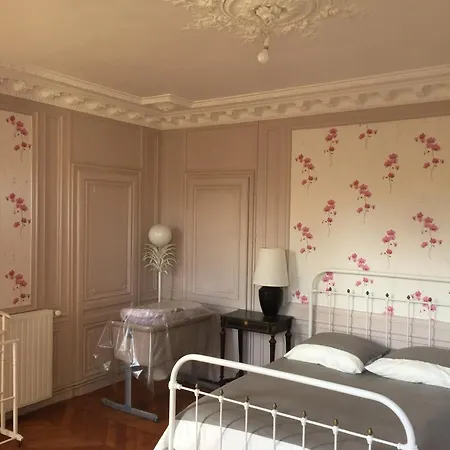 Aparthotel Chateau Domaine Leblanc *
